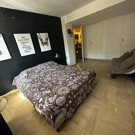 Spacieux Deux Pieces Apartmán *